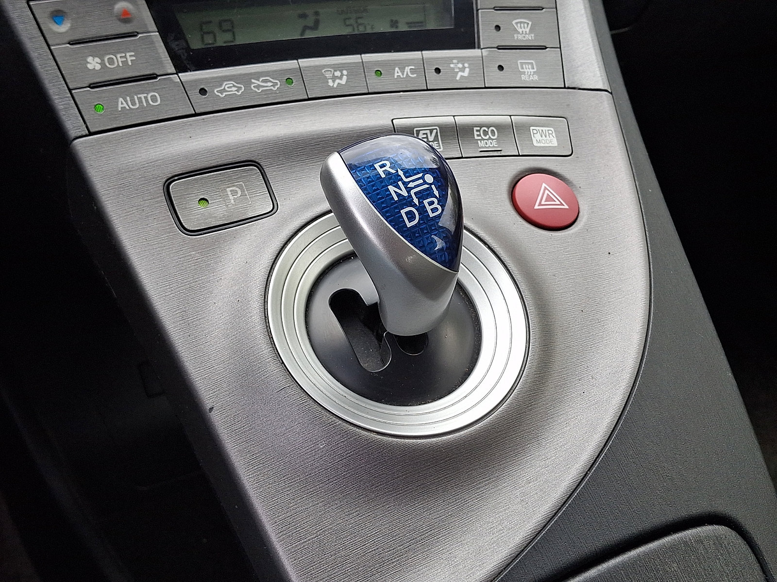 Used 2014 Toyota Prius Two image 14