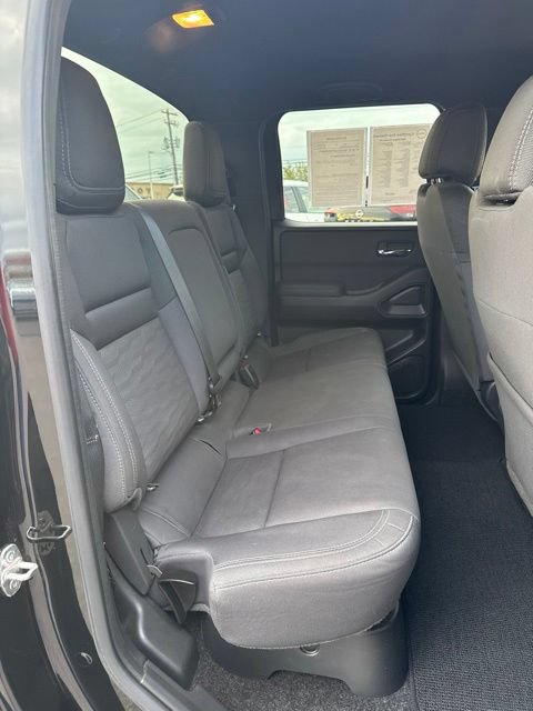 Certified 2023 Nissan Frontier SV w/ Midnight Edition Package AWD/4WD image 18