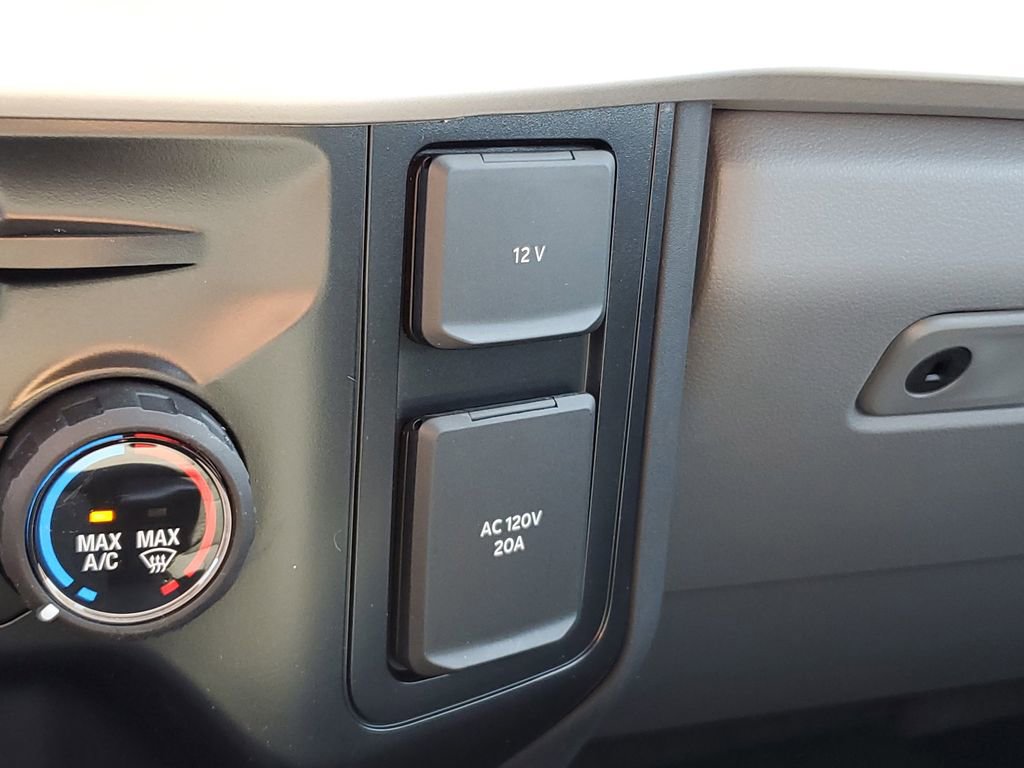 New 2026 Ford F250 XLT image 25
