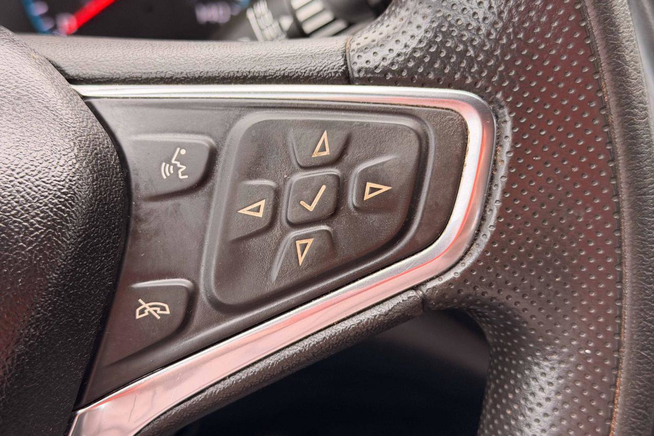 Used 2019 Chevrolet Malibu LT FWD image 21