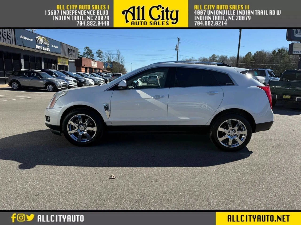 Used 2010 Cadillac SRX Premium image 4