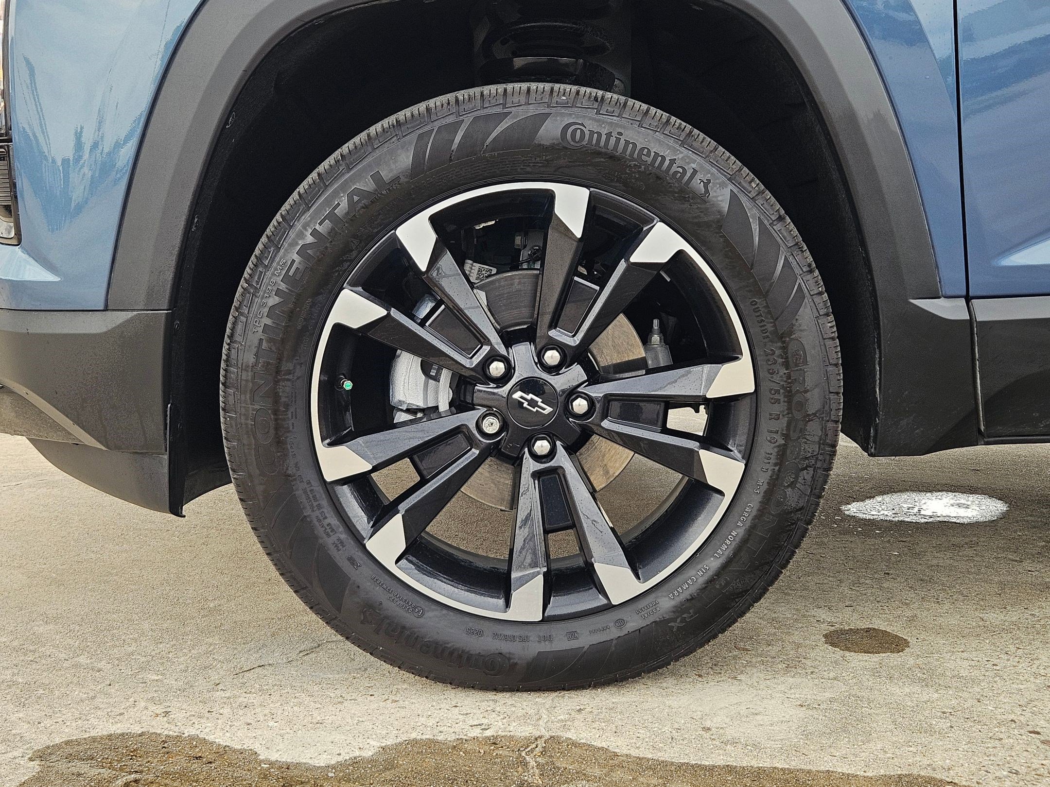 Used 2025 Chevrolet Equinox RS w/ Convenience Package III image 12