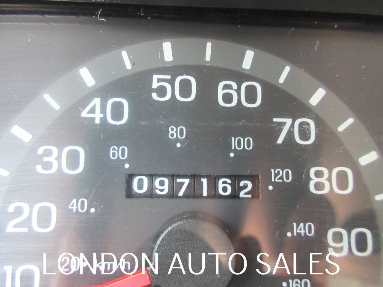 Used 2001 Ford E-350 and Econoline 350 XLT RWD image 9
