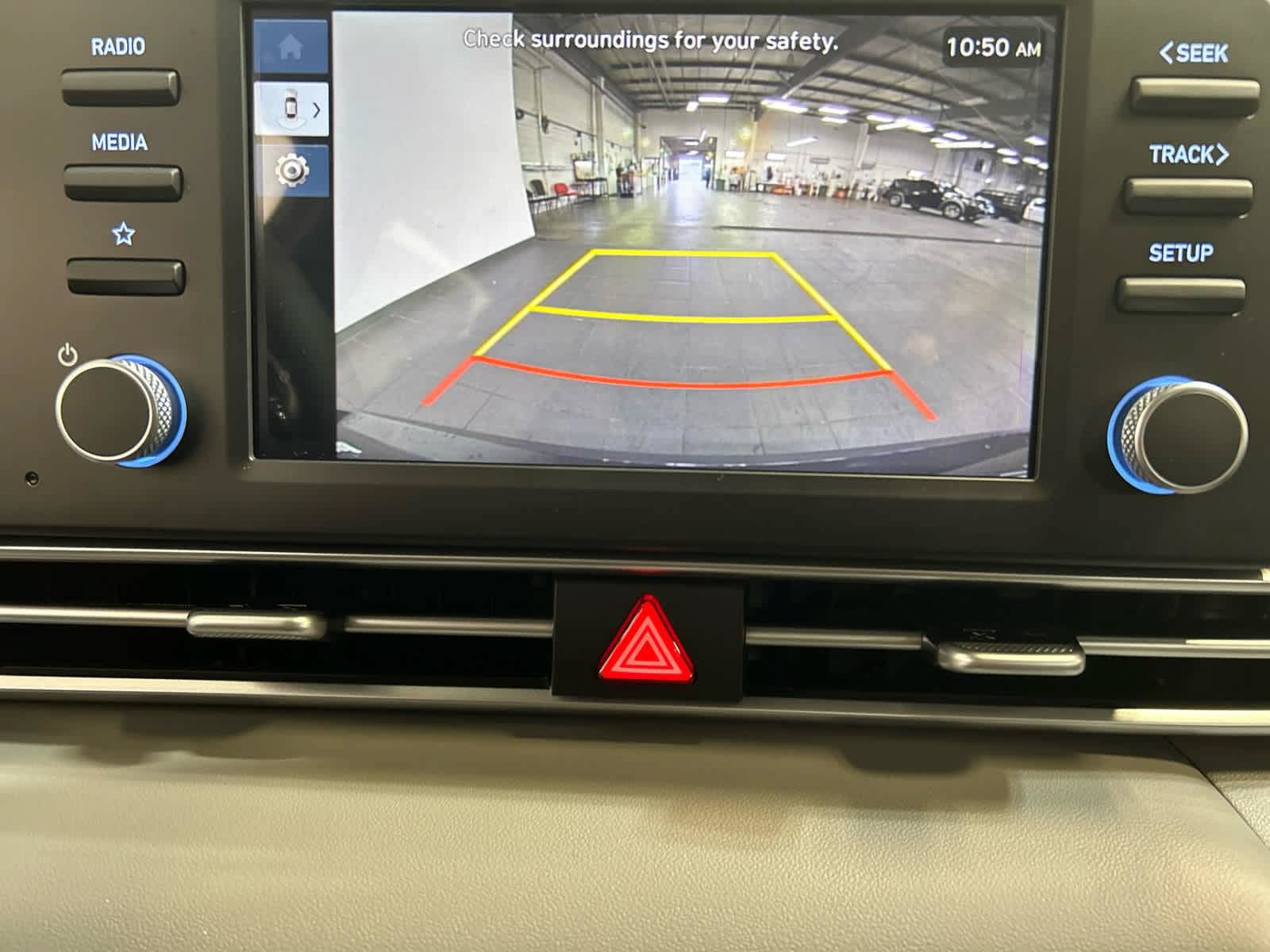 New 2026 Hyundai Elantra SE FWD image 6