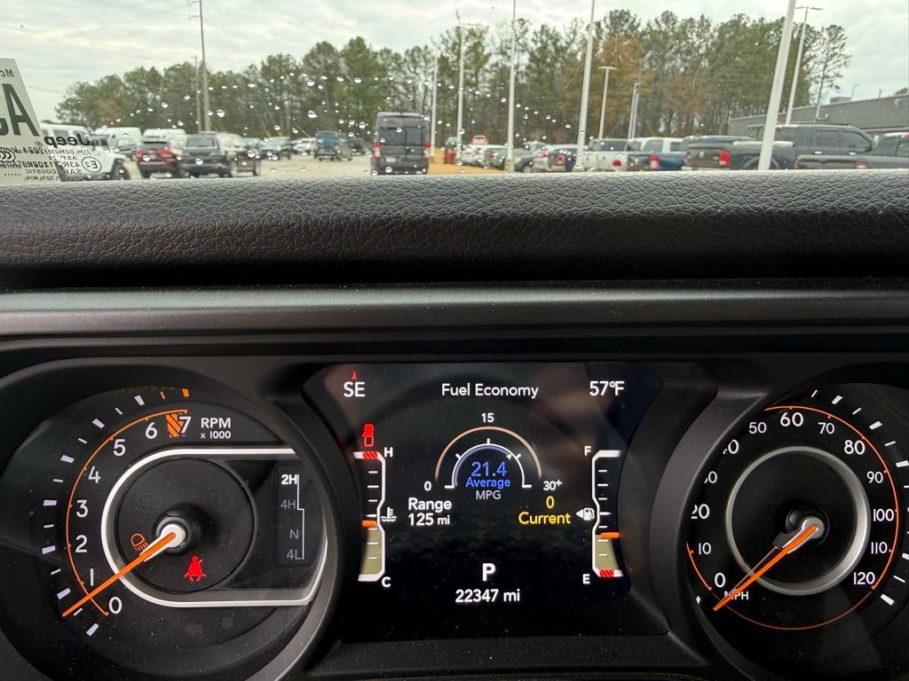 Used 2024 Jeep Gladiator Sport image 15