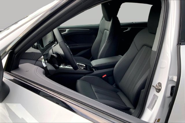 New 2026 Audi A6 Premium Plus AWD/4WD image 8