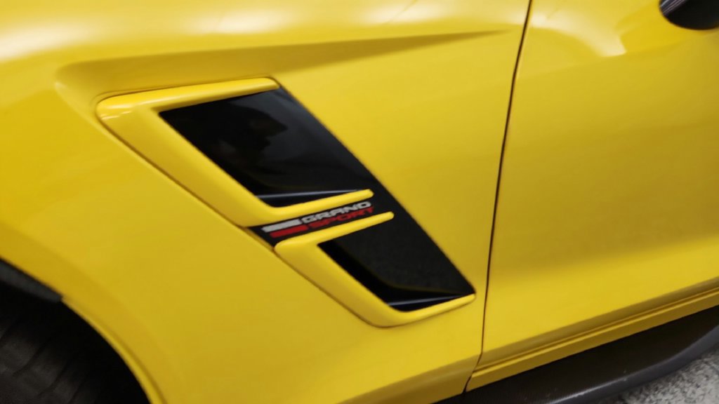 Used 2017 Chevrolet Corvette Grand Sport RWD image 17