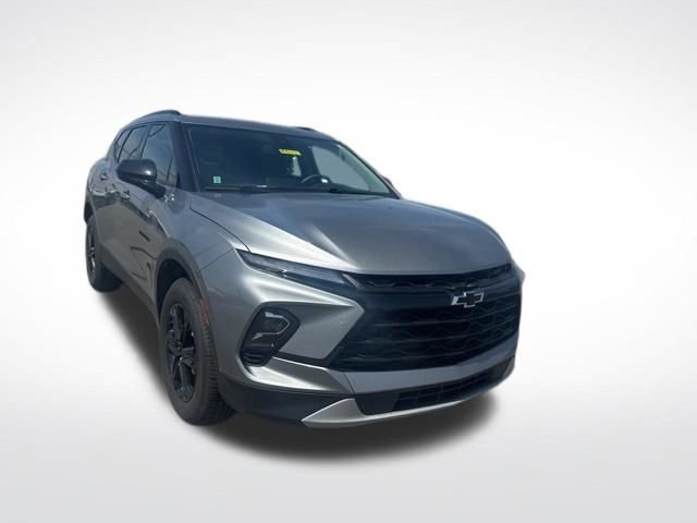 Used 2023 Chevrolet Blazer LT w/ Convenience Package FWD image 7
