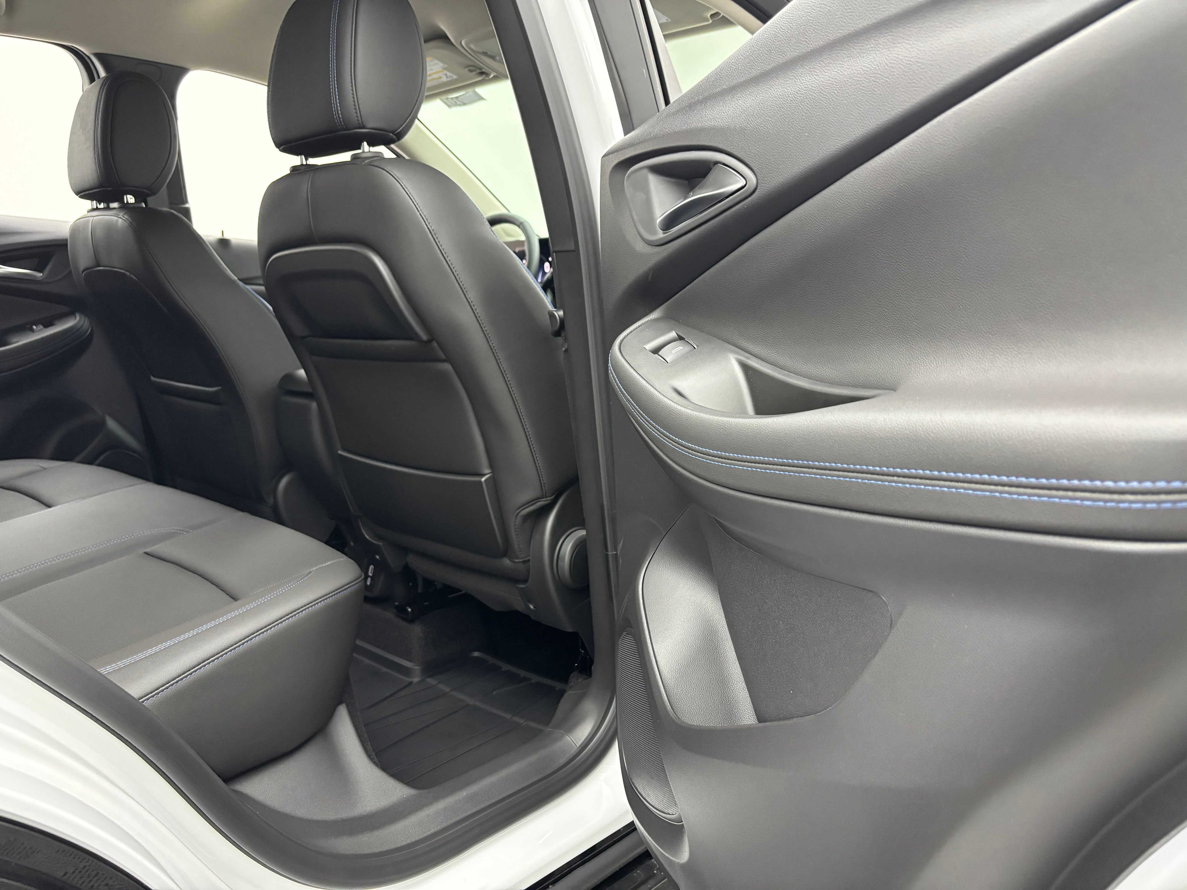 New 2026 Buick Encore GX Sport Touring w/ Comfort Package FWD image 28