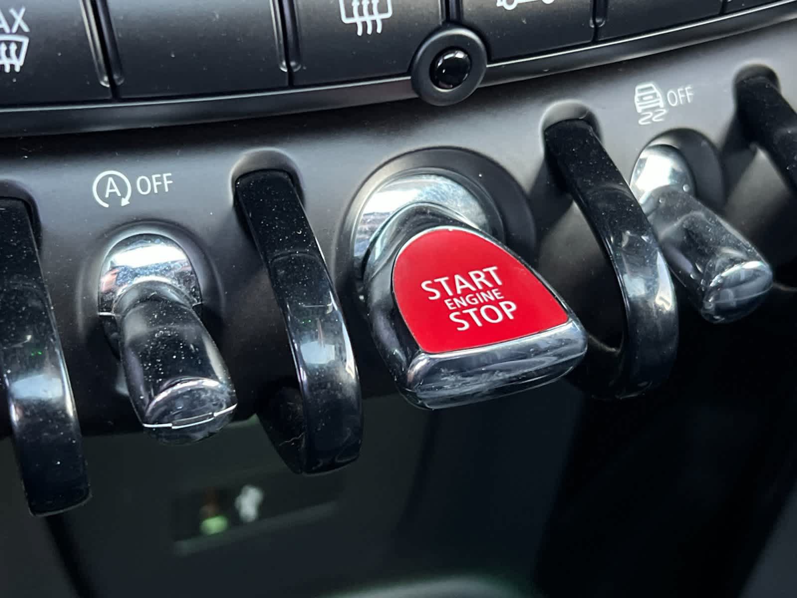 Used 2020 MINI Cooper John Cooper Works FWD image 22
