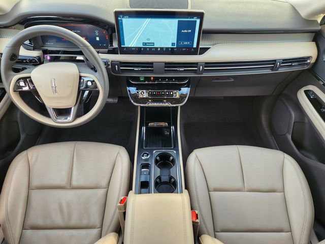 New 2026 Lincoln Aviator AWD w/ Jet Appearance Package image 11