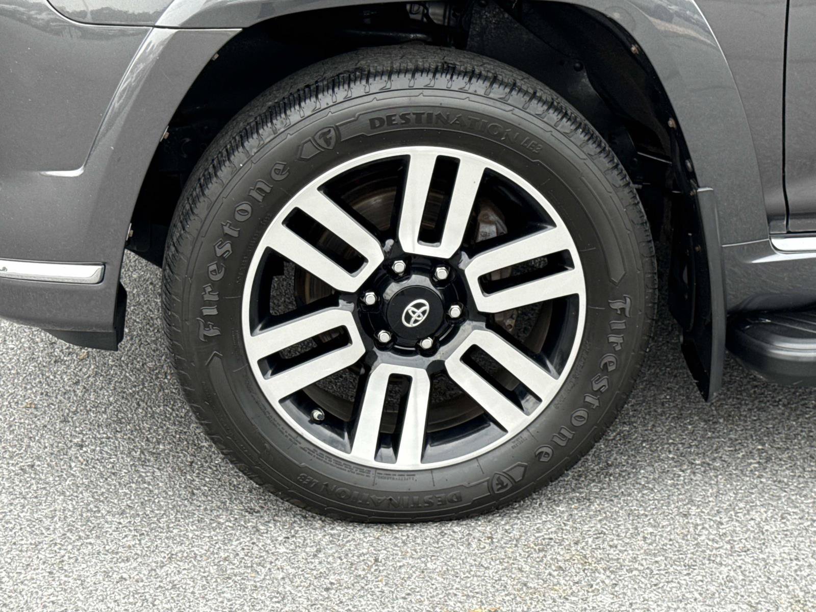Used 2019 Toyota 4Runner Limited AWD/4WD image 7