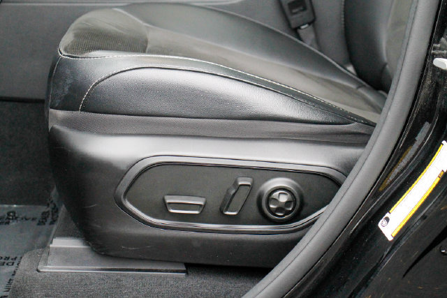 Used 2024 Jeep Grand Cherokee Altitude AWD/4WD image 20