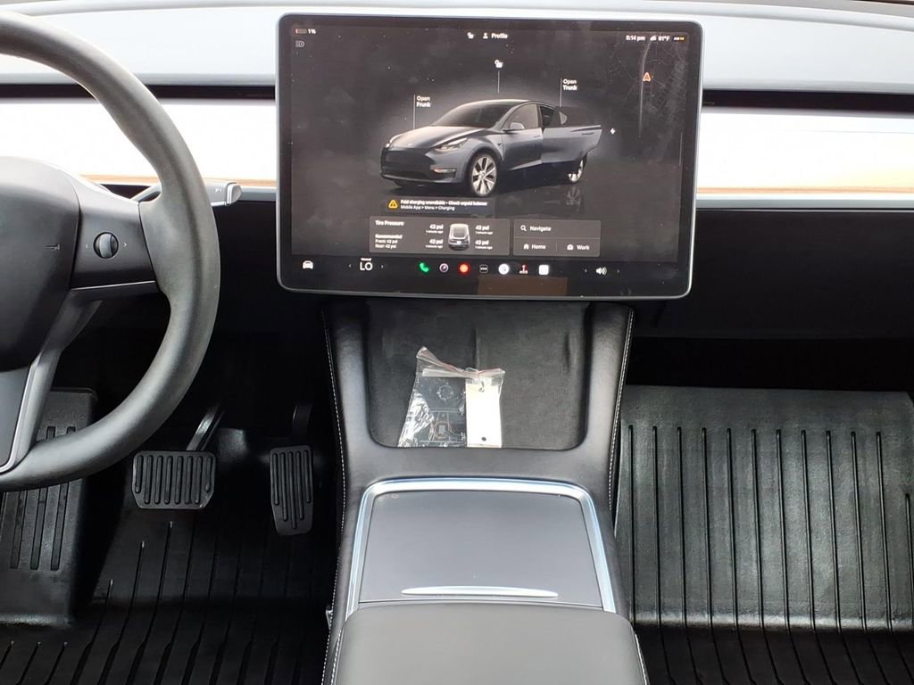 Used 2023 Tesla Model Y Long Range AWD/4WD image 14