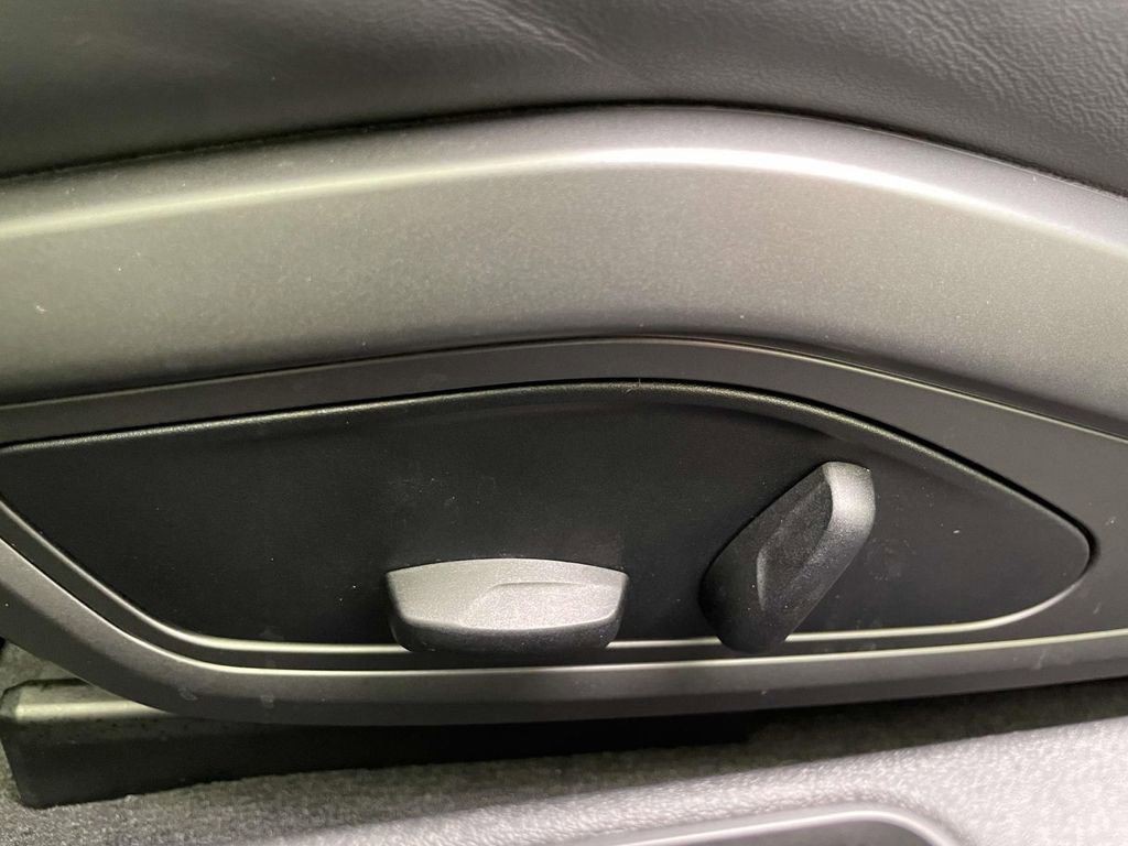 Certified 2024 Porsche 911 Carrera 4S AWD/4WD image 17