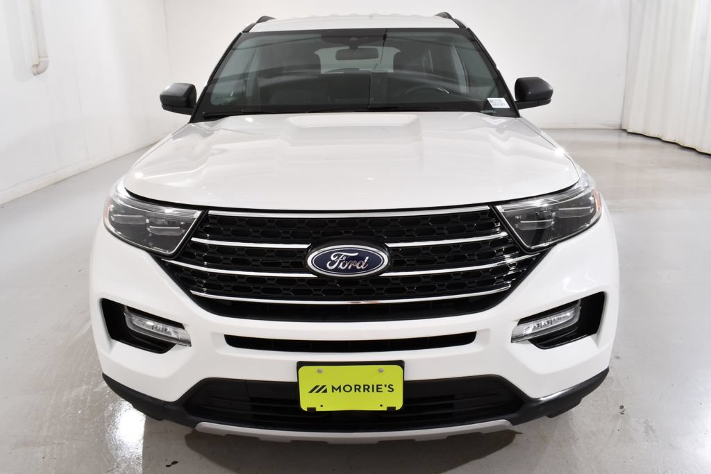 Used 2022 Ford Explorer XLT w/ Equipment Group 202A AWD/4WD image 3