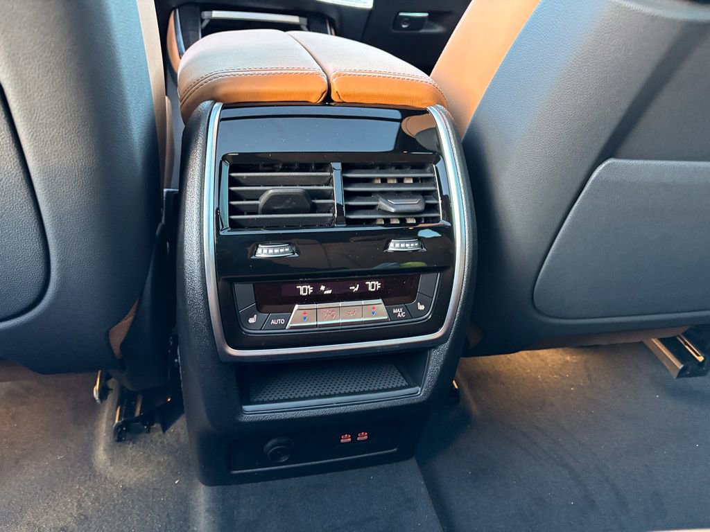 New 2026 BMW X5 xDrive50e w/ M Sport Package image 32