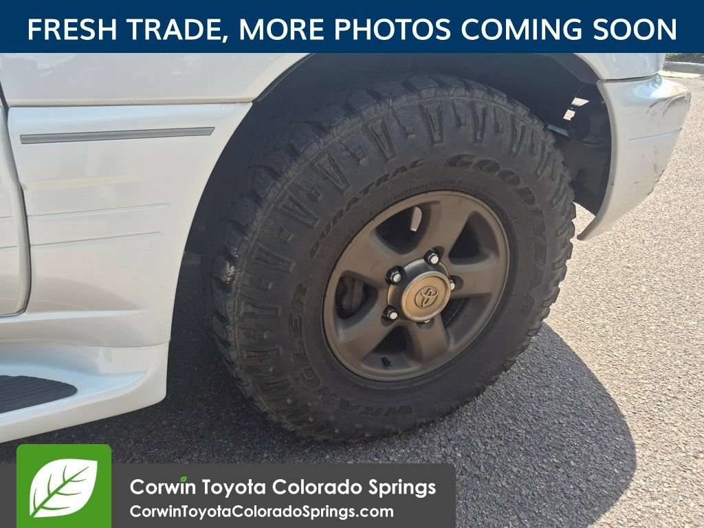 Used 2004 Lexus LX 470 4WD image 9