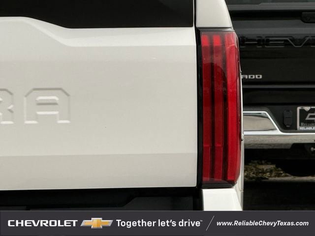 Used 2025 Toyota Tundra SR w/ SR Tow Package image 8