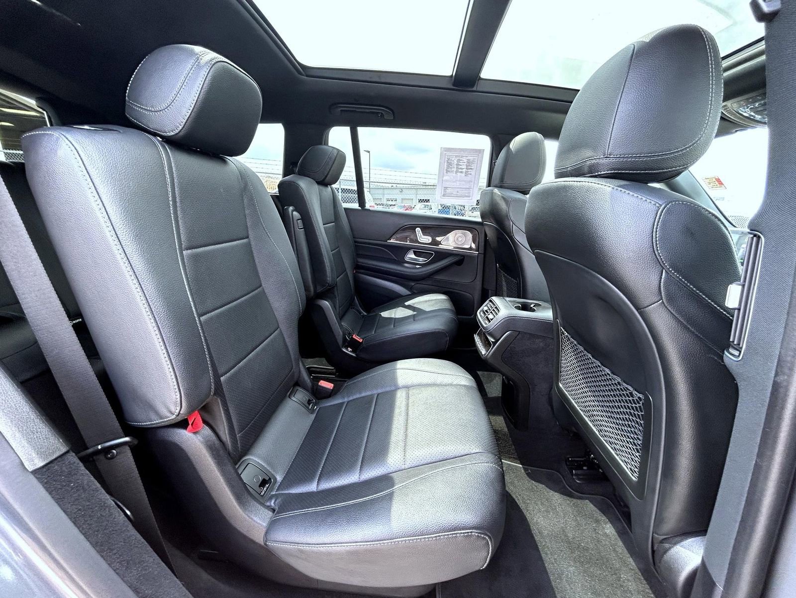 Used 2021 Mercedes-Benz GLS 450 4MATIC image 19