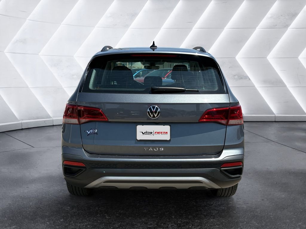 Used 2024 Volkswagen Taos S w/ MDO Package FWD image 5