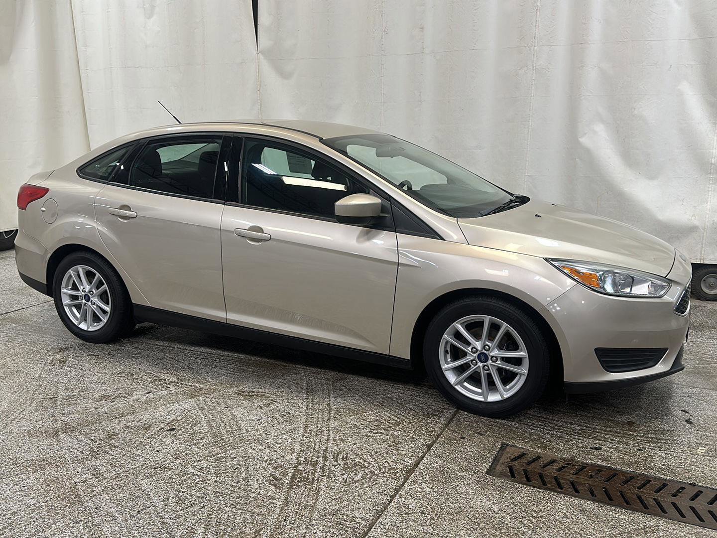 Used 2018 Ford Focus SE image 8