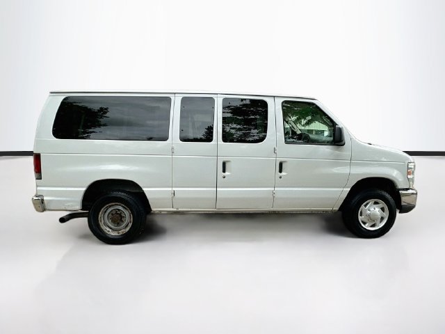 Used 2008 Ford E-350 and Econoline 350 XL RWD image 10