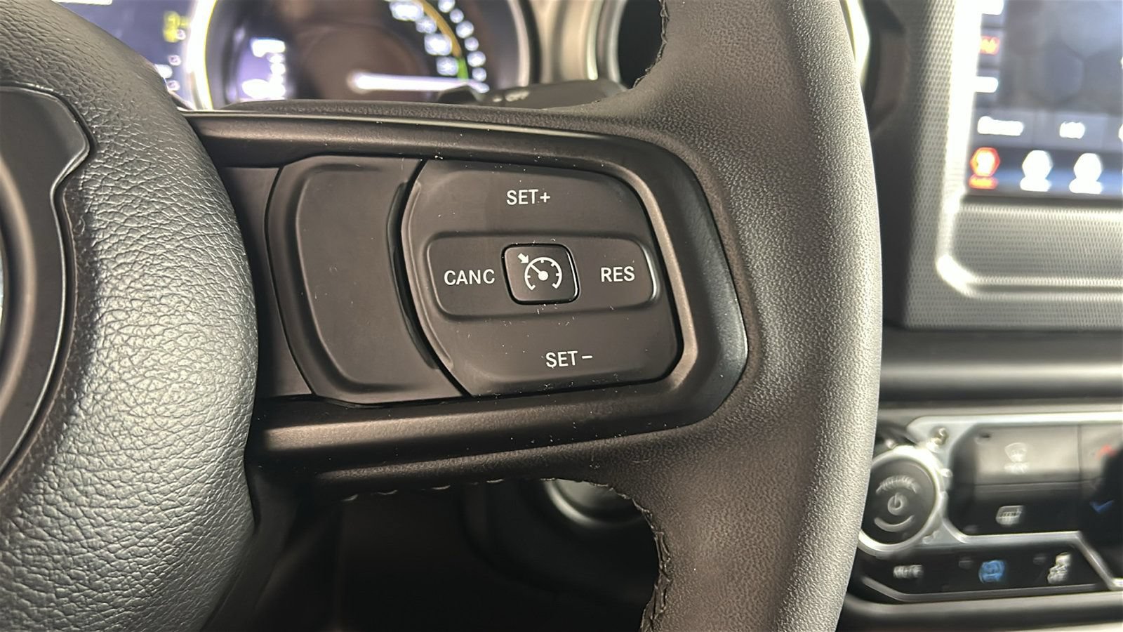 Used 2023 Jeep Wrangler Unlimited AWD/4WD image 20