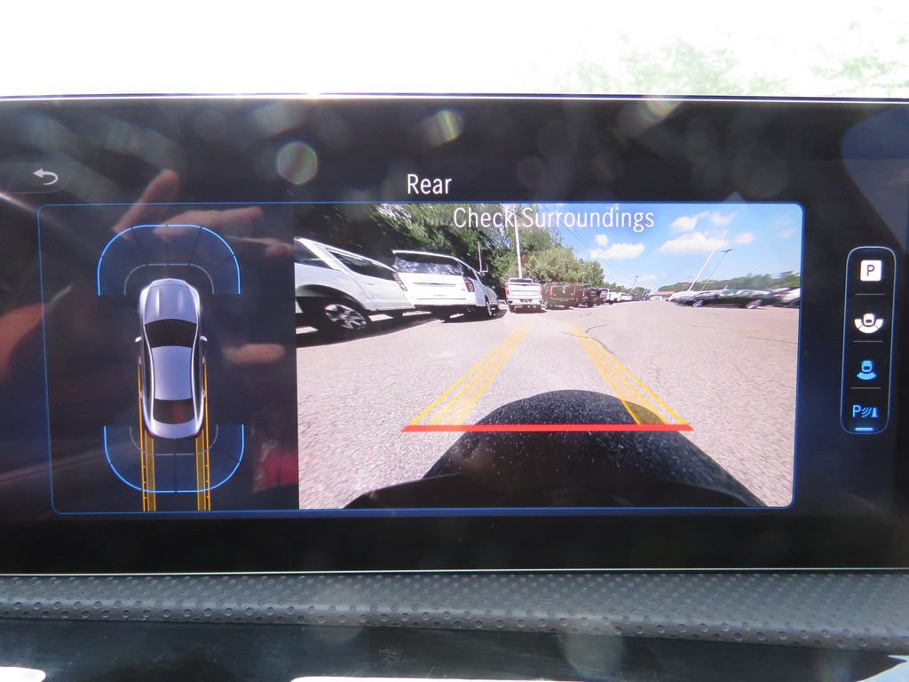 Used 2025 Mercedes-Benz CLA 250 4MATIC image 23