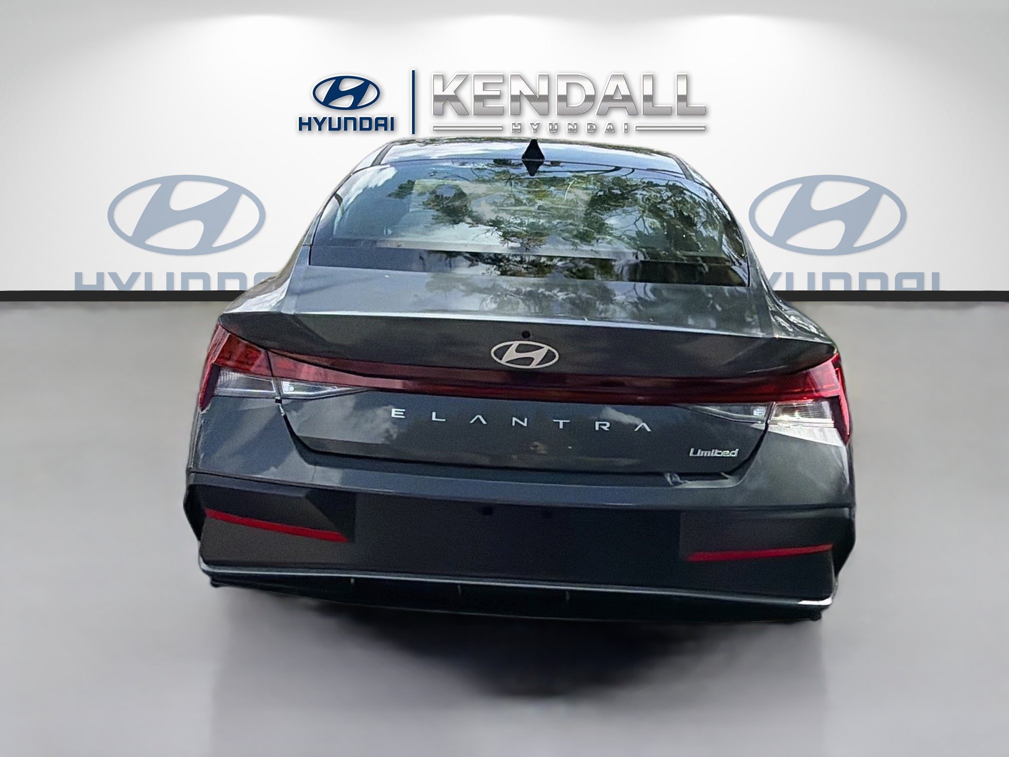 New 2026 Hyundai Elantra Limited FWD image 5