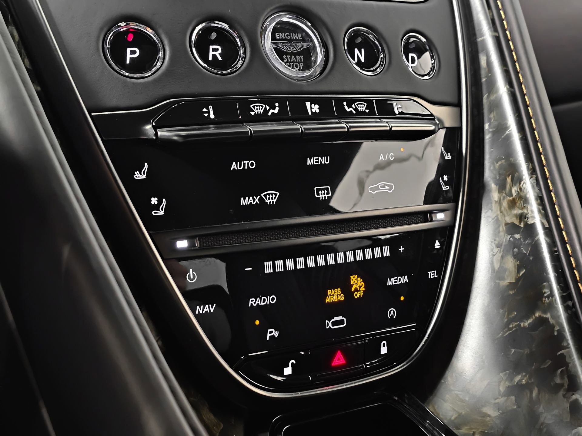 Used 2017 Aston Martin DB11 V12 image 29