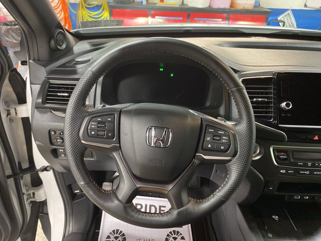 Used 2025 Honda Ridgeline TrailSport image 25