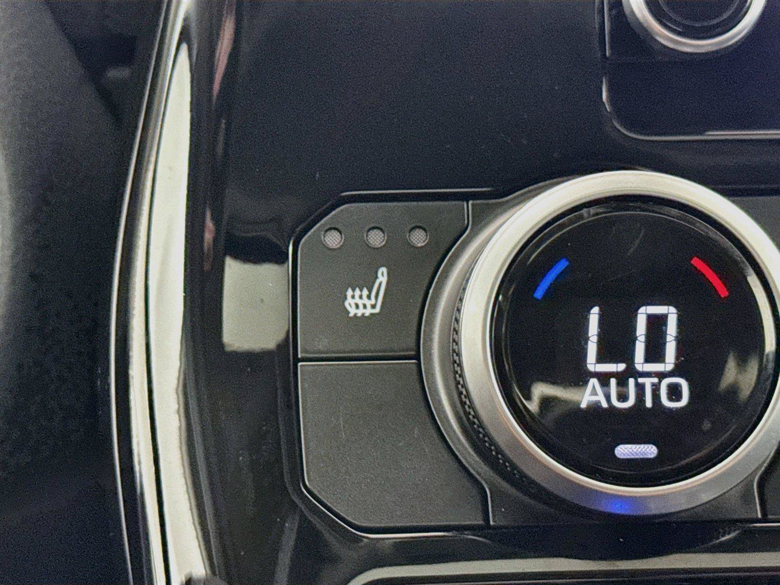 Certified 2026 Toyota Highlander XLE AWD/4WD image 8