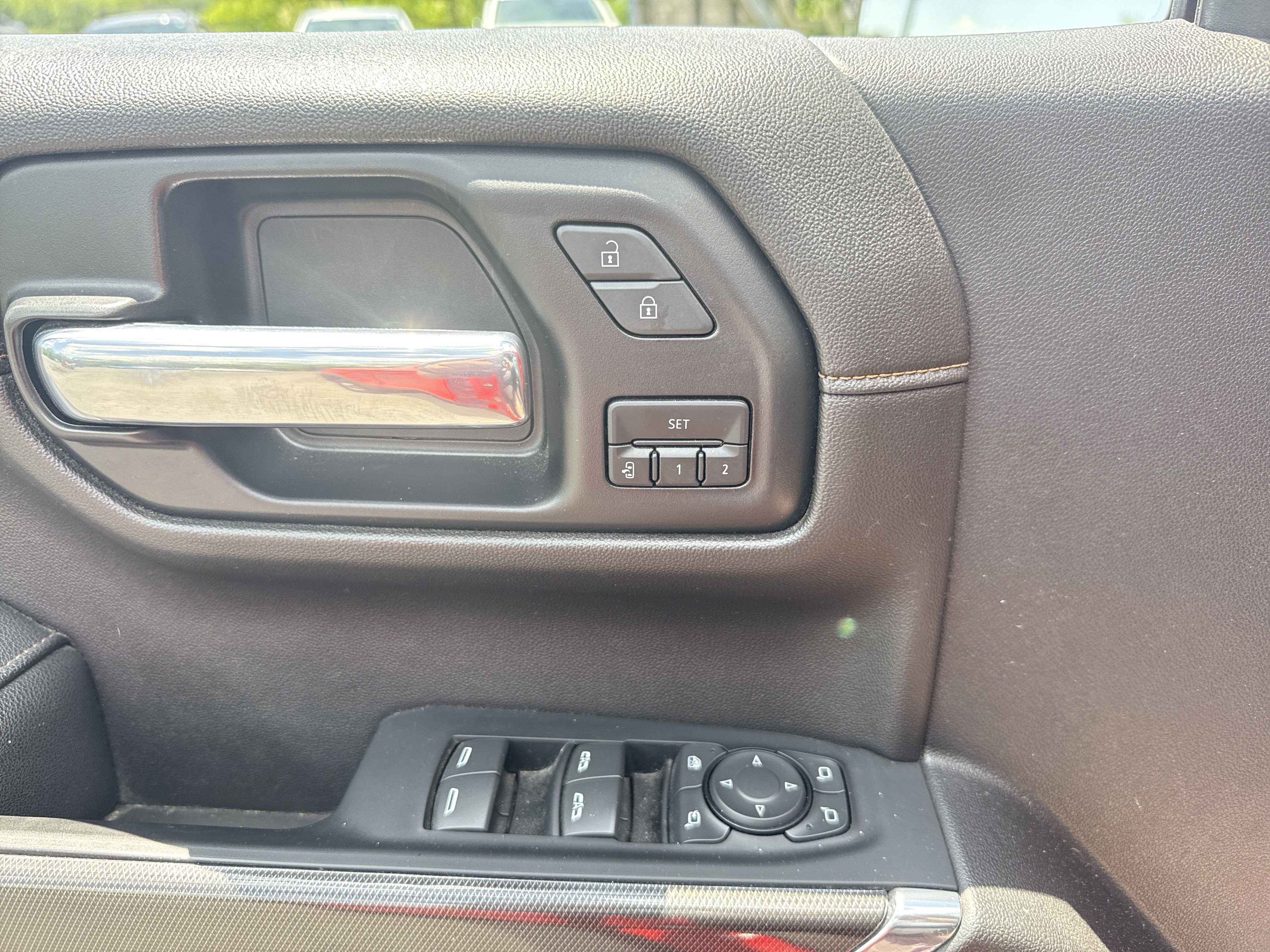 Used 2022 GMC Sierra 1500 AT4 w/ AT4 Preferred Package image 33