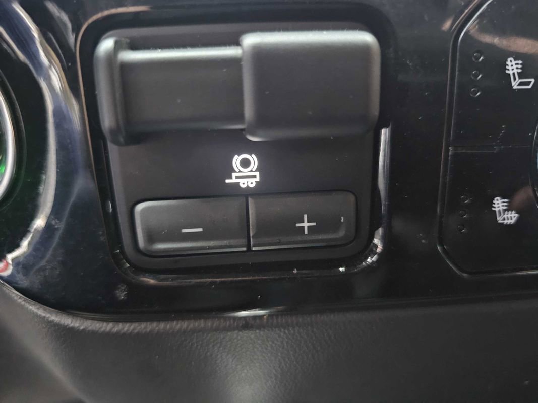 Used 2023 Chevrolet Silverado 1500 RST w/ Convenience Package II image 33