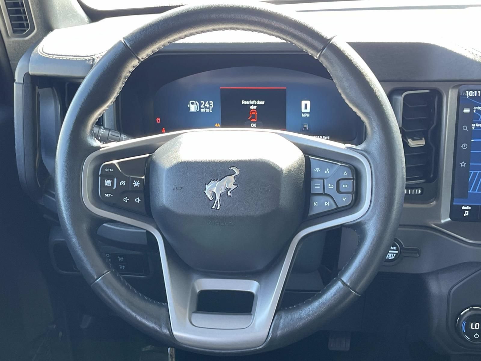 Used 2025 Ford Bronco Badlands AWD/4WD image 8