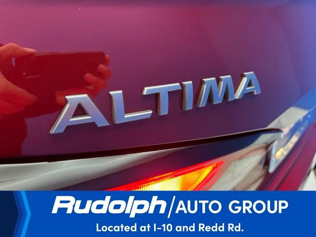 Used 2025 Nissan Altima 2.5 SV image 9