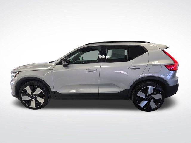Used 2023 Volvo XC40 Recharge Ultimate image 14