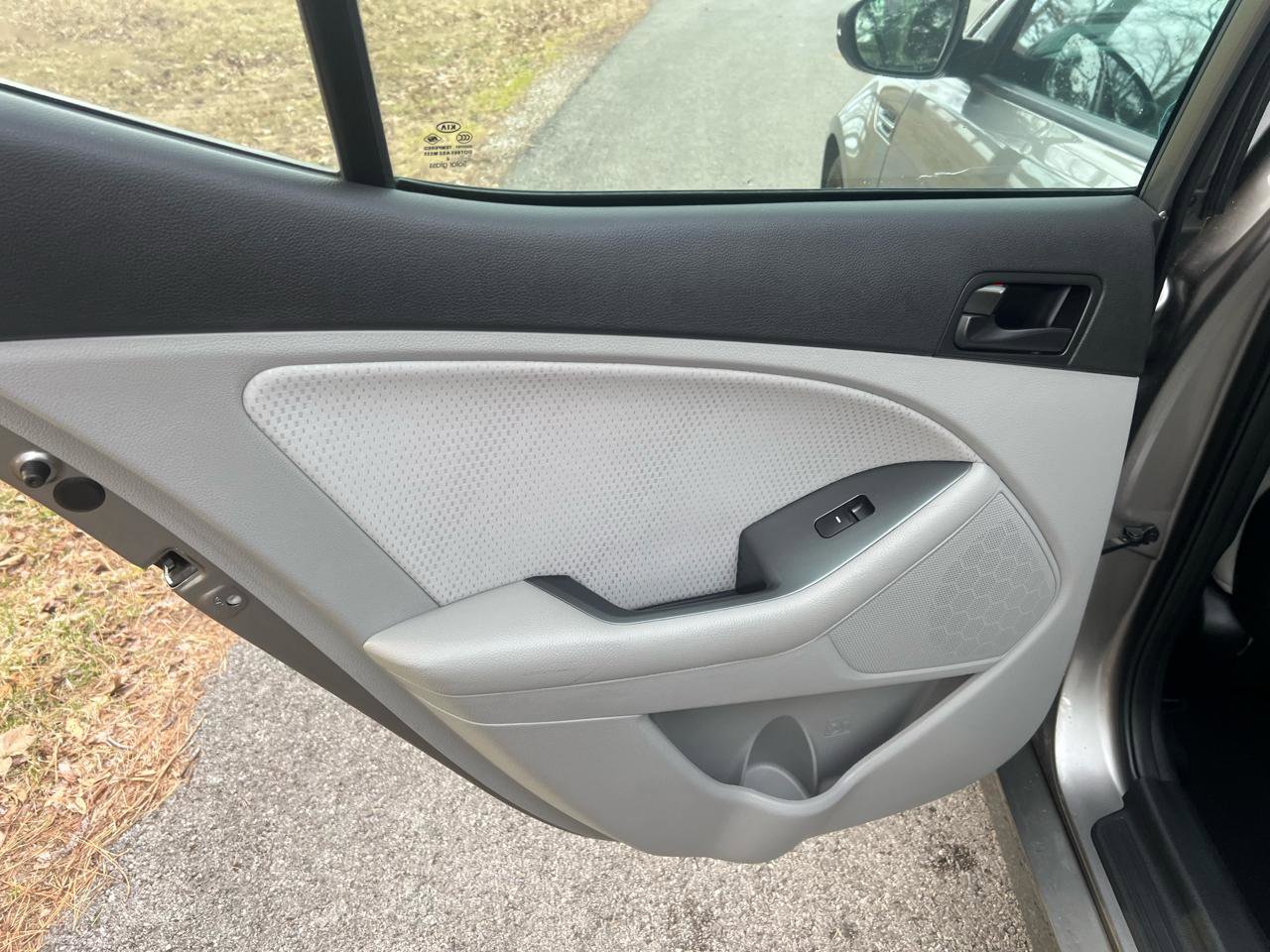 Used 2014 Kia Optima LX image 10