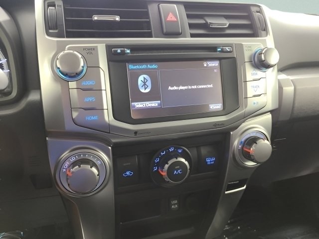 Used 2016 Toyota 4Runner SR5 AWD/4WD image 30