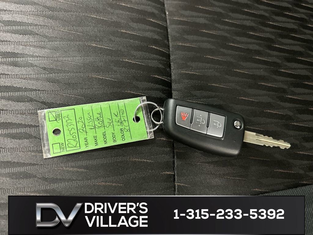 Used 2020 Nissan Rogue S AWD/4WD image 12