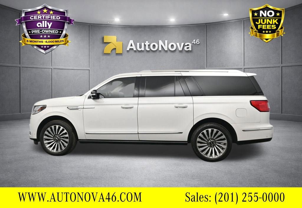 Used 2021 Lincoln Navigator L Reserve w/ Luxury Package image 3