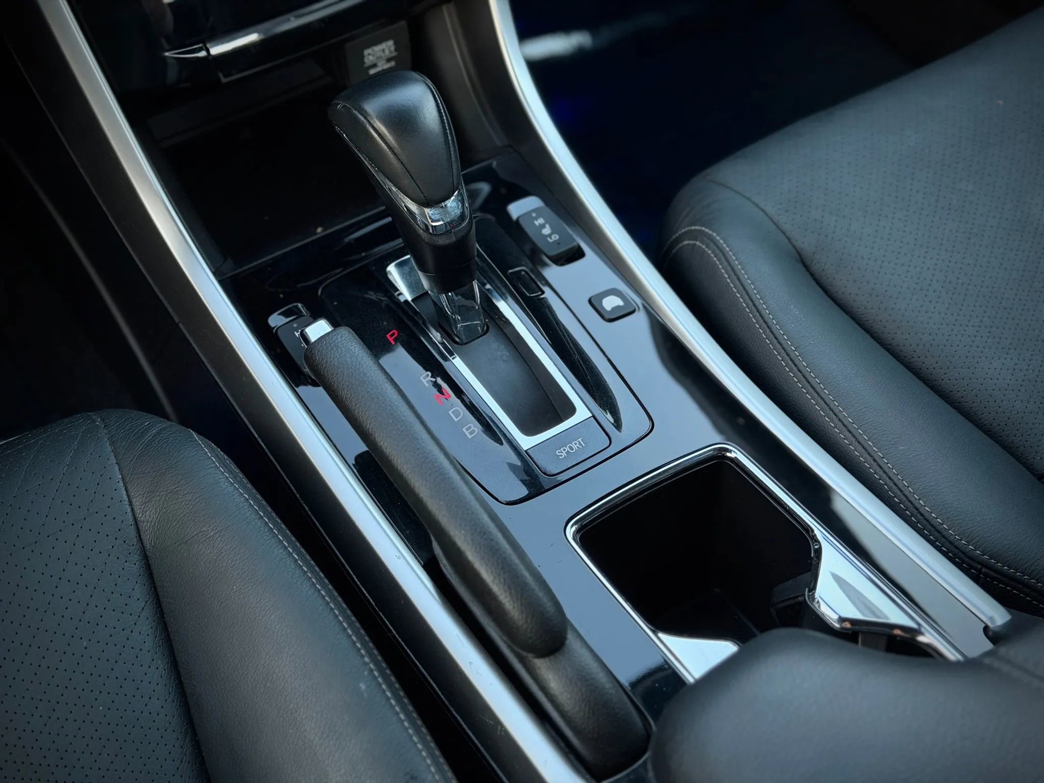 Used 2017 Honda Accord EX-L image 20