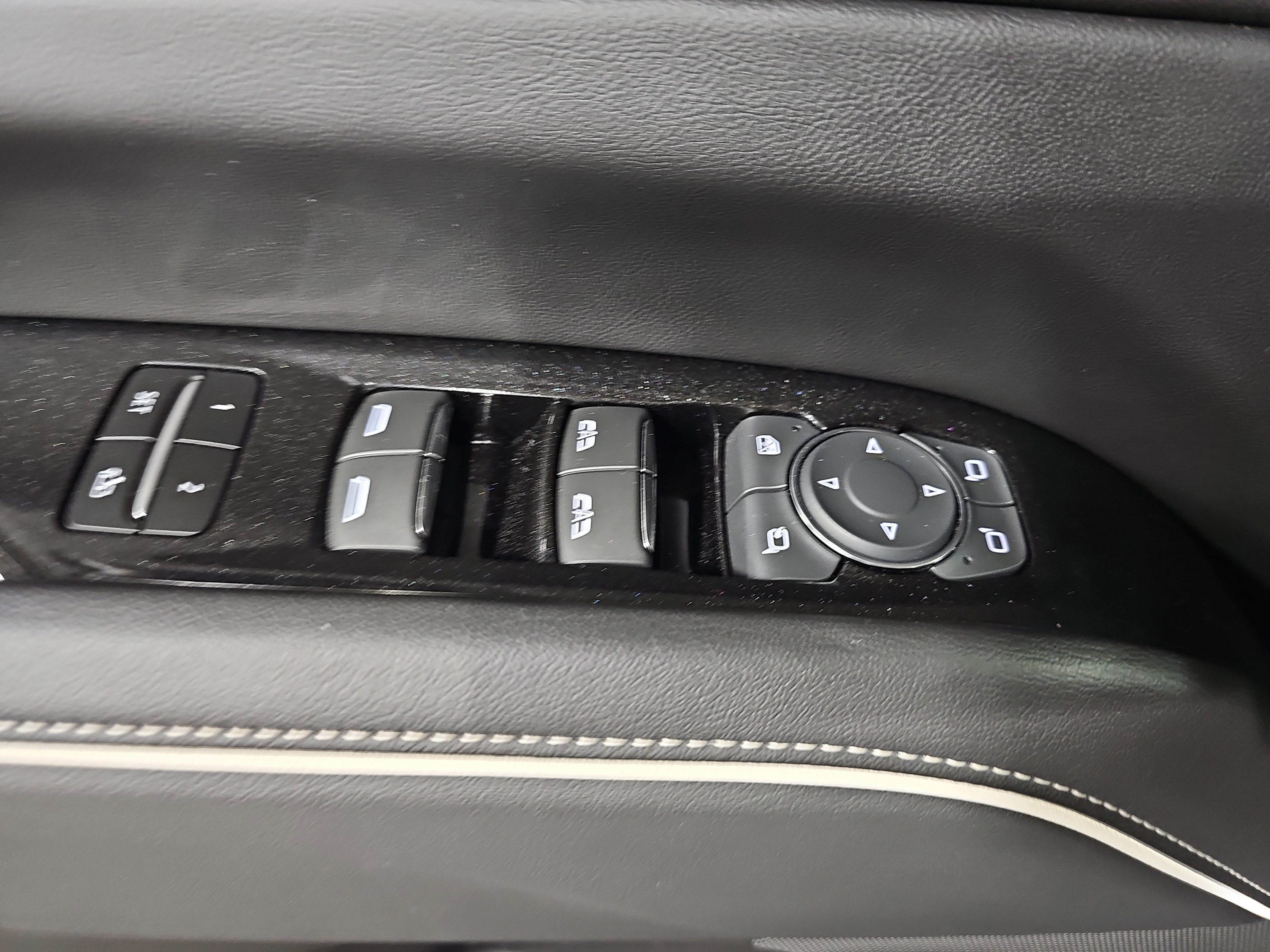 Used 2023 Cadillac Escalade Sport w/ Touring Package AWD/4WD image 29