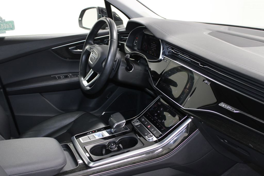Used 2023 Audi Q7 3.0T Premium Plus image 31