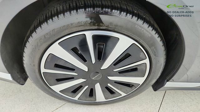 Used 2024 Lucid Air Touring image 59