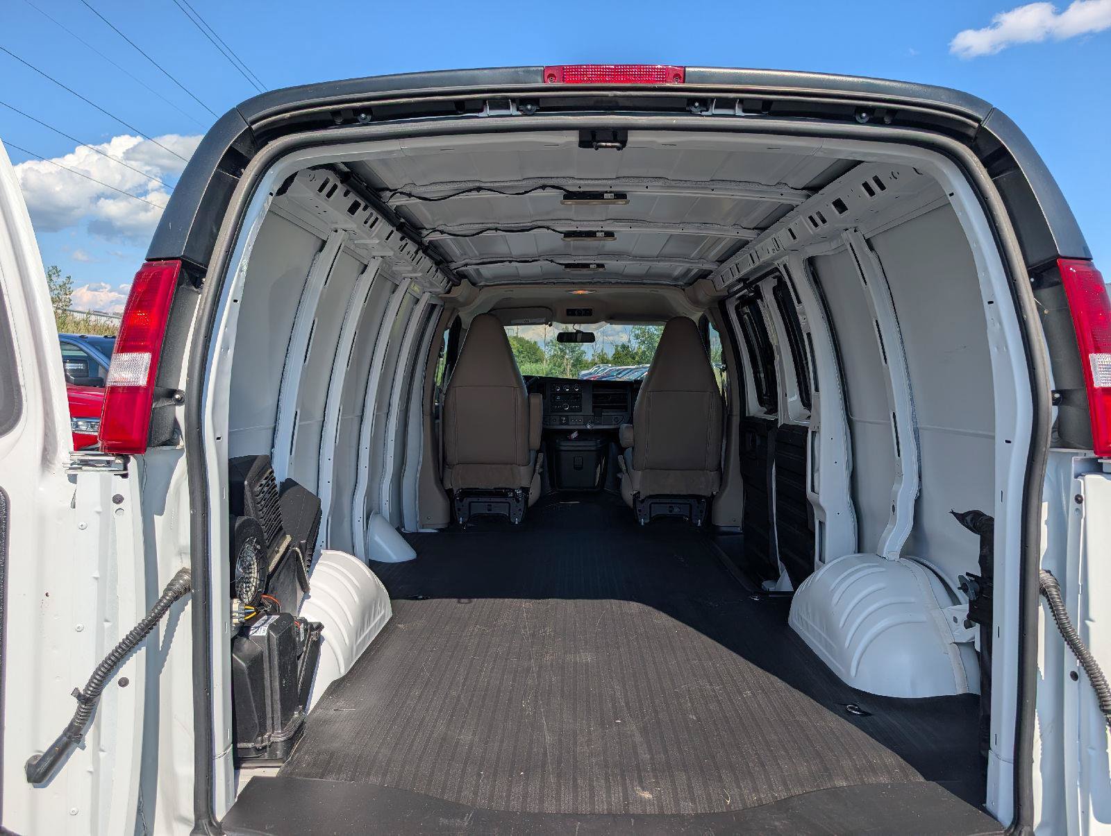 Used 2025 GMC Savana 2500 w/ Safety Package RWD image 6