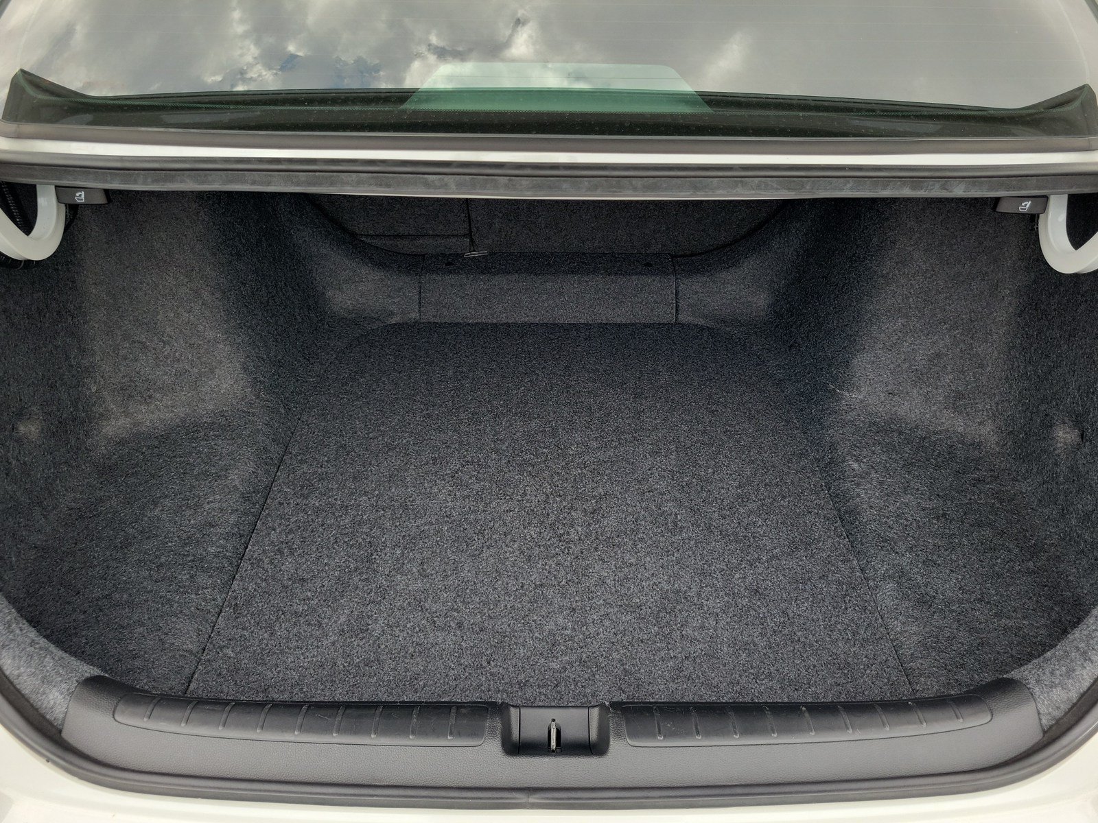 Used 2020 Honda Accord EX-L image 31