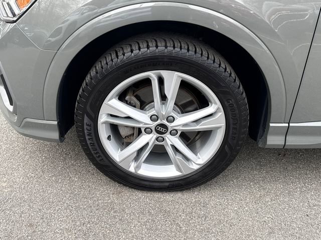 Used 2022 Audi Q3 2.0T Premium Plus w/ Premium Plus Package image 10