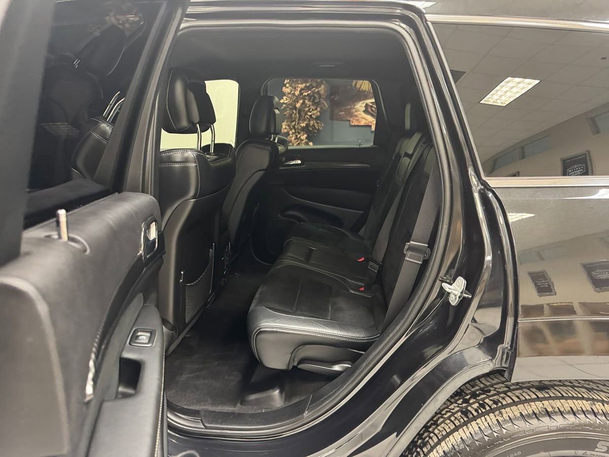 Used 2014 Jeep Grand Cherokee SRT AWD/4WD image 45